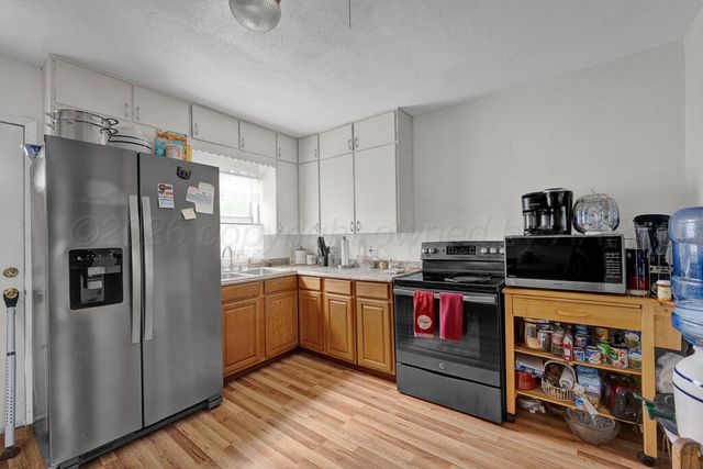 2406 BROOK Avenue, Amarillo, TX 79107