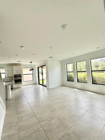 3265 Dunning Dr, Royal Palm Beach, FL 33411