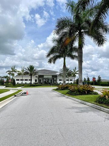 3265 Dunning Dr, Royal Palm Beach, FL 33411