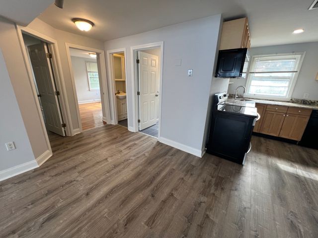 43 May Street 2, Cambridge, MA 02138