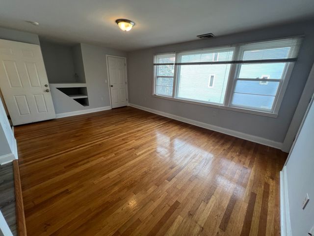 43 May Street 2, Cambridge, MA 02138