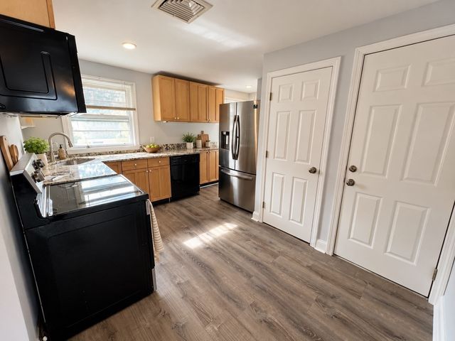 43 May Street 2, Cambridge, MA 02138