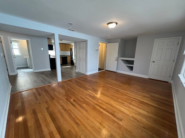 43 May Street 2, Cambridge, MA 02138
