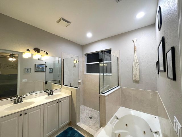 9895 E Verona Circle, Vero Beach, FL 32966