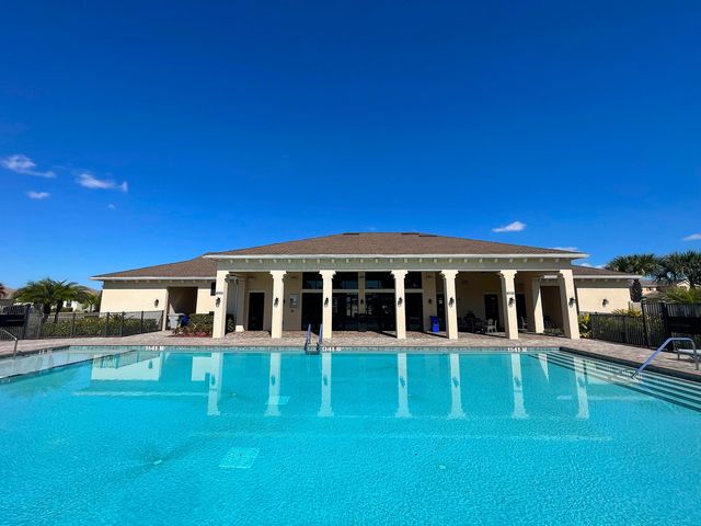 9895 E Verona Circle, Vero Beach, FL 32966