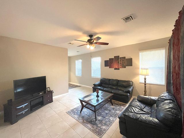9895 E Verona Circle, Vero Beach, FL 32966