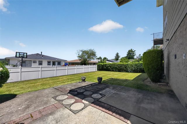 171 Hudson Terrace, Yonkers, NY 10701