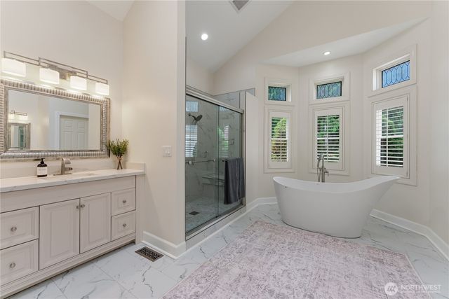 22132 NE 114th Street, Redmond, WA 98053