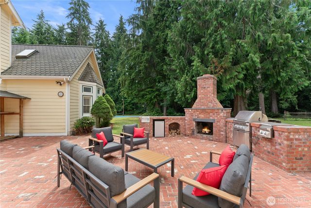 22132 NE 114th Street, Redmond, WA 98053