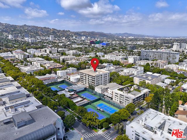 339 N Palm Drive 201, Beverly Hills, CA 90210