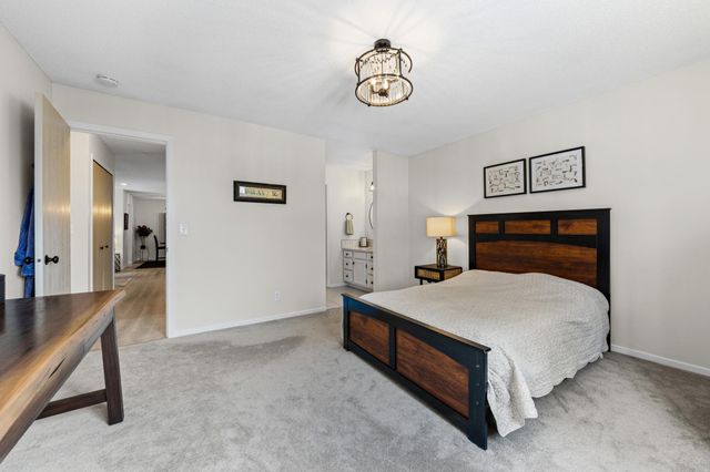 10746 Toledo Court, Bloomington, MN 55437