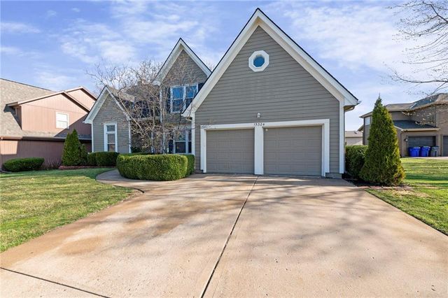 15324 W 144th Terrace, Olathe, KS 66062