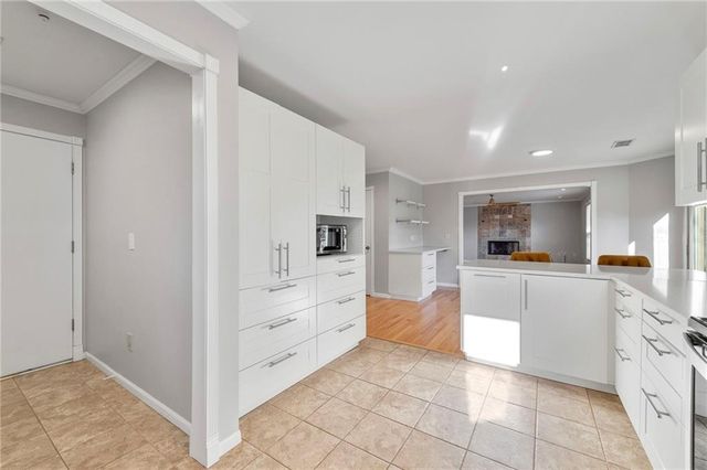 15324 W 144th Terrace, Olathe, KS 66062