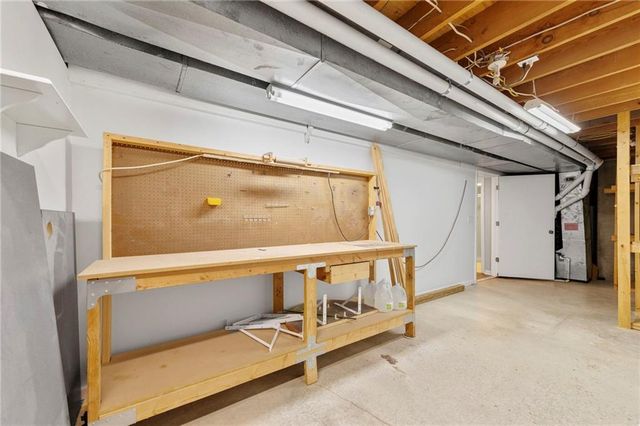 15324 W 144th Terrace, Olathe, KS 66062