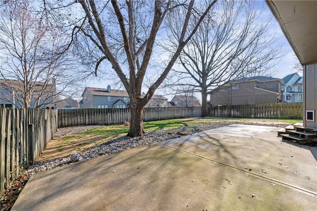 15324 W 144th Terrace, Olathe, KS 66062