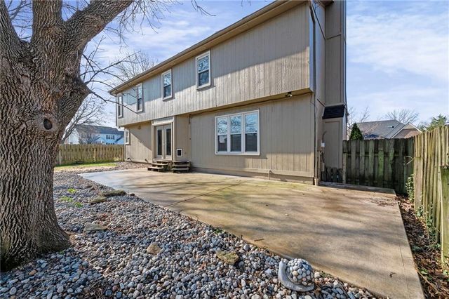 15324 W 144th Terrace, Olathe, KS 66062