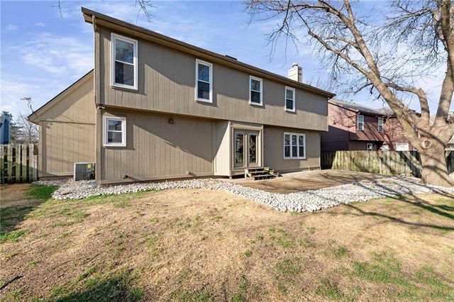 15324 W 144th Terrace, Olathe, KS 66062