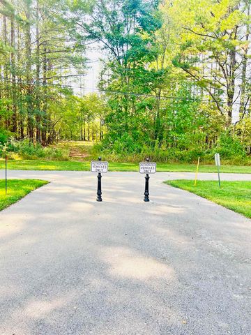 240 FREEDOM LN, Rossville, TN 38066