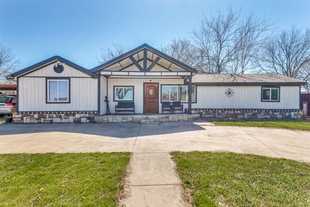 5720 Wilkes Drive, Fort Worth, TX 76119