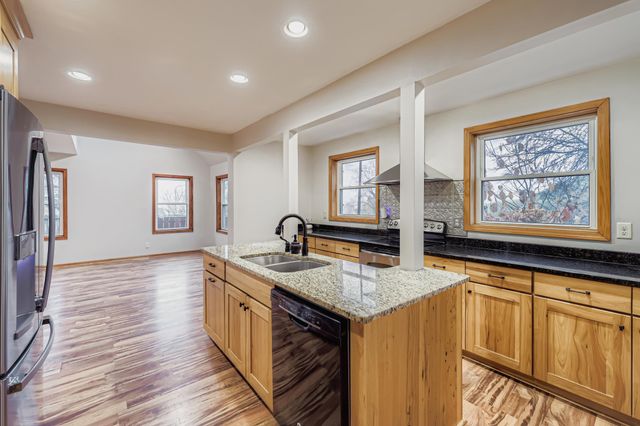 1581 Pinehurst Avenue, Saint Paul, MN 55116