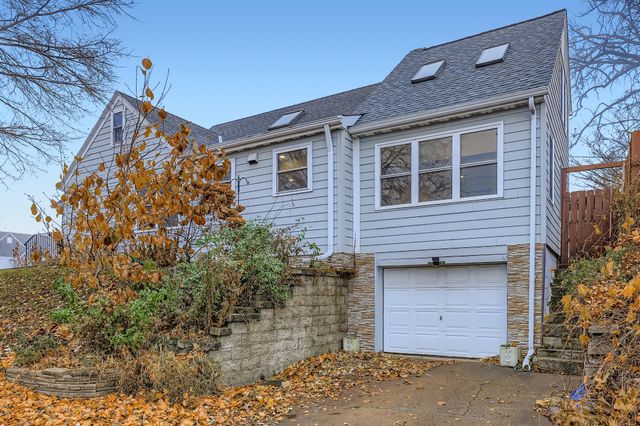 1581 Pinehurst Avenue, Saint Paul, MN 55116