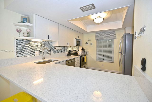 18459 SE Wood Haven Lane J, Jupiter, FL 33469