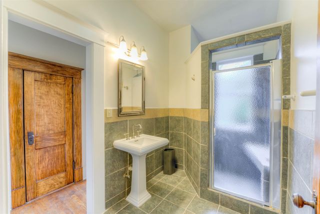 295 GARLAND ST, Memphis, TN 38104