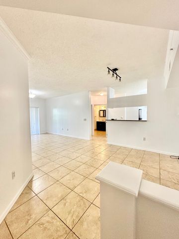 3122 Tuscany Way, Boynton Beach, FL 33435