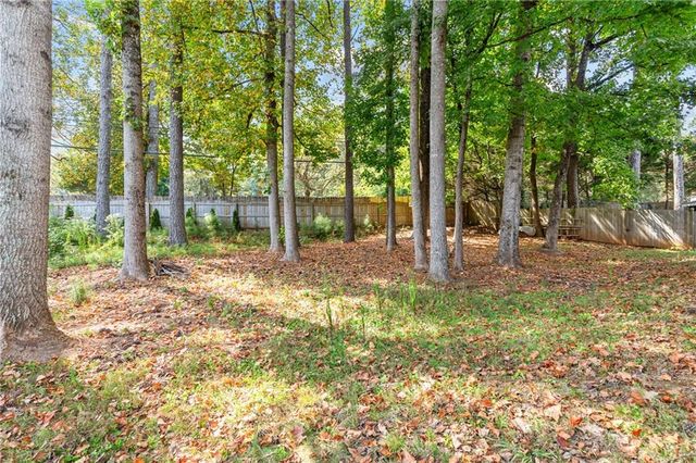 1564 Chadwick Point Court, Lawrenceville, GA 30043