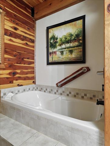 4117 Private Road 7201, West Plains, MO 65775