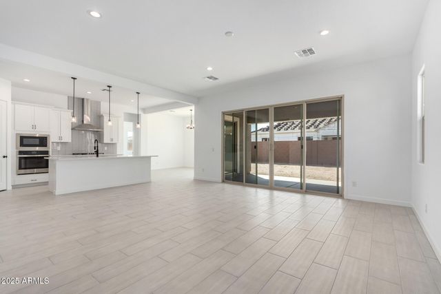 24152 N 172ND Avenue, Surprise, AZ 85387