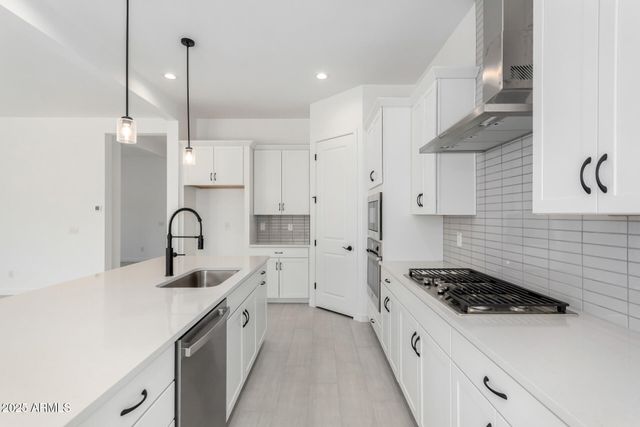 24152 N 172ND Avenue, Surprise, AZ 85387