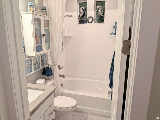 6089 W LAKE AVE, South Jordan, UT 84009