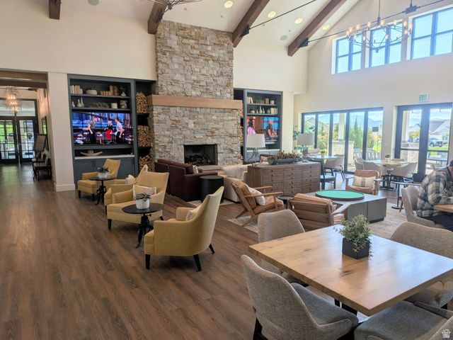 6089 W LAKE AVE, South Jordan, UT 84009