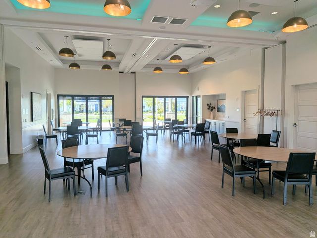 6089 W LAKE AVE, South Jordan, UT 84009