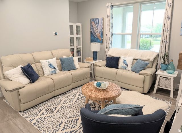 6089 W LAKE AVE, South Jordan, UT 84009
