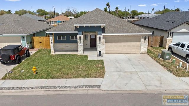 2742 Juan Castillo Ave., Port Isabel, TX 78578