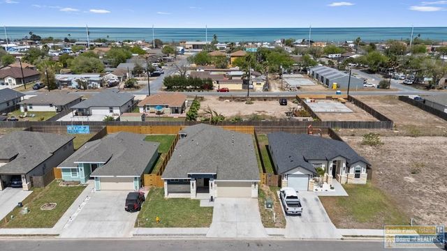 2742 Juan Castillo Ave., Port Isabel, TX 78578