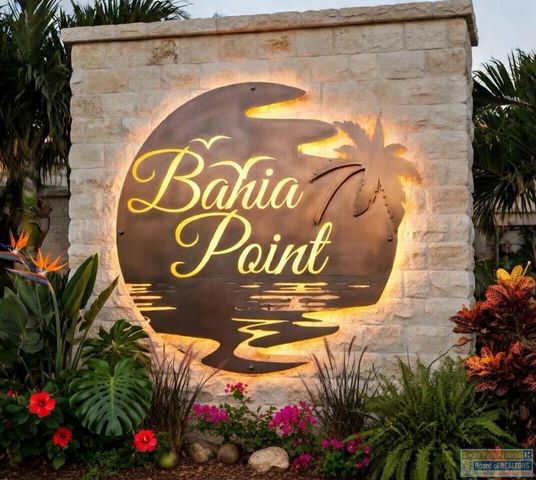 2742 Juan Castillo Ave., Port Isabel, TX 78578