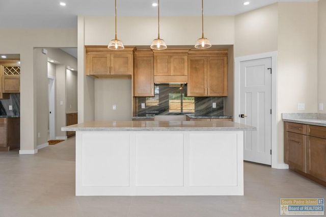 2742 Juan Castillo Ave., Port Isabel, TX 78578