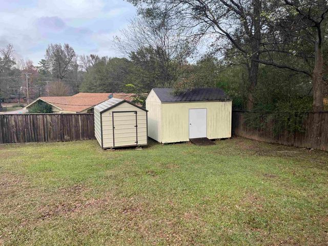 3901 Redwood, Marshall, TX 75672