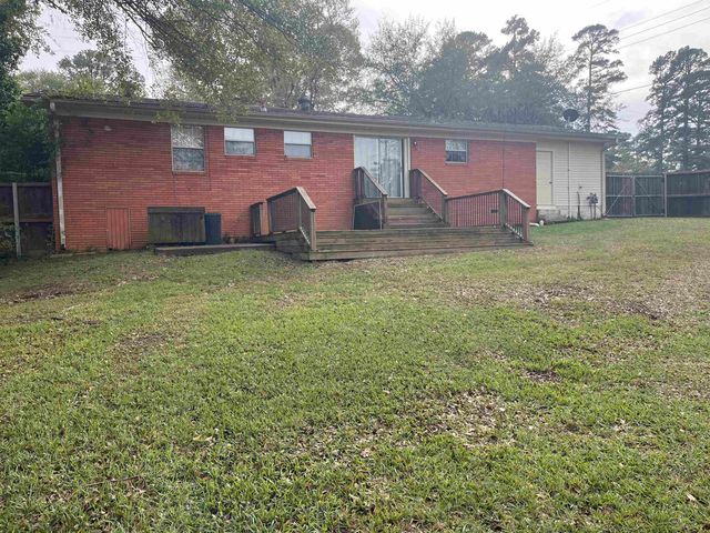 3901 Redwood, Marshall, TX 75672