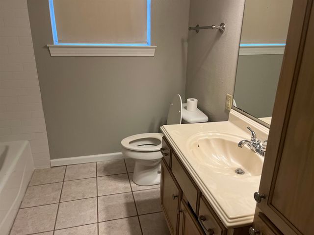 3901 Redwood, Marshall, TX 75672