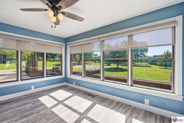 364 Briarwood Circle, Elizabethtown, KY 42701