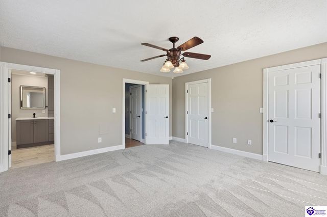 364 Briarwood Circle, Elizabethtown, KY 42701