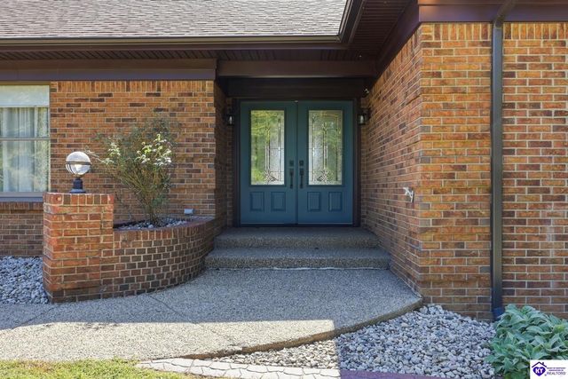 364 Briarwood Circle, Elizabethtown, KY 42701