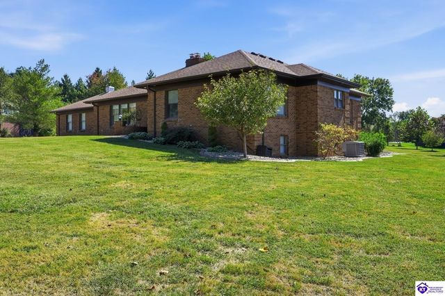 364 Briarwood Circle, Elizabethtown, KY 42701