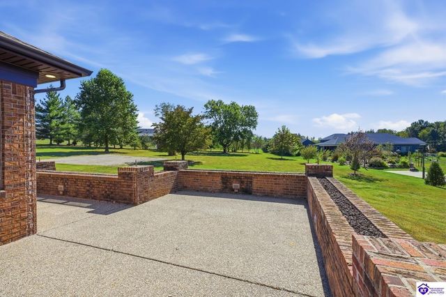 364 Briarwood Circle, Elizabethtown, KY 42701