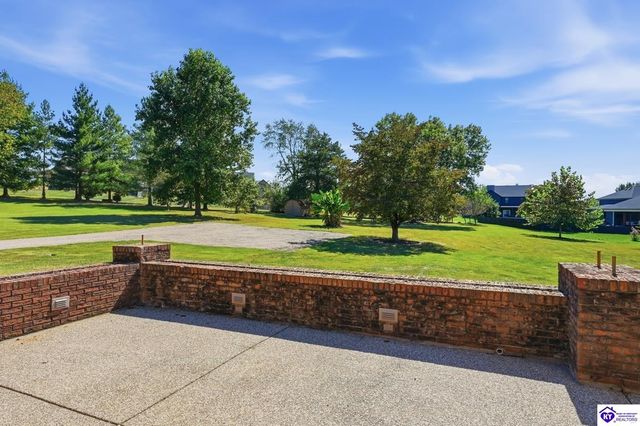 364 Briarwood Circle, Elizabethtown, KY 42701