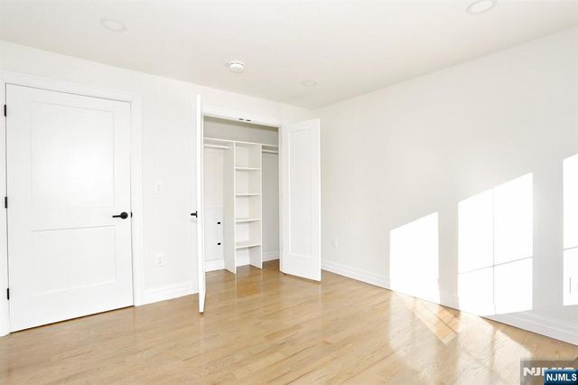 160 Terrace Street 2G, Haworth, NJ 07641